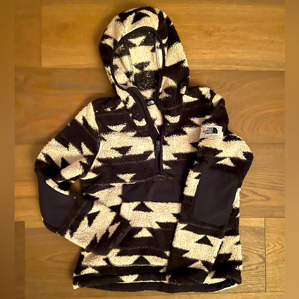 The north face pullover fleece hoodie